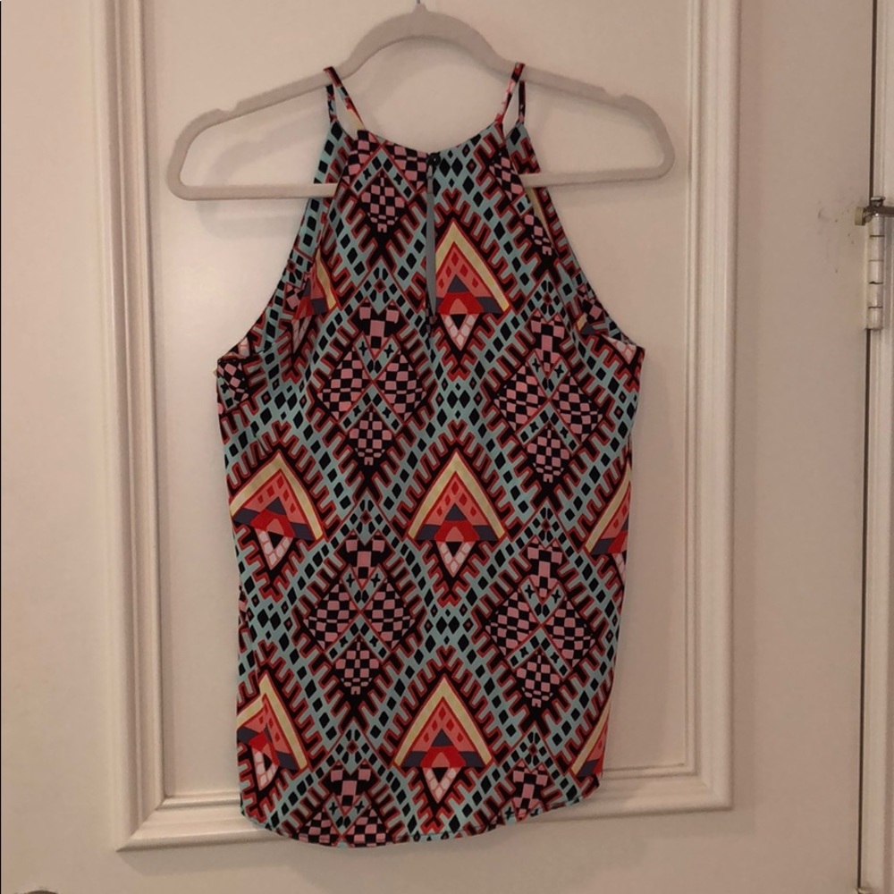 Patterned Blouse - Picture 3 of 4